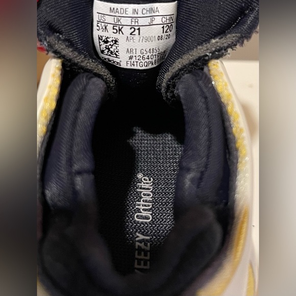 Adidas Yeezy 700 V3 Safflower (Toddler) Sz 5 1/2 - Picture 7 of 7